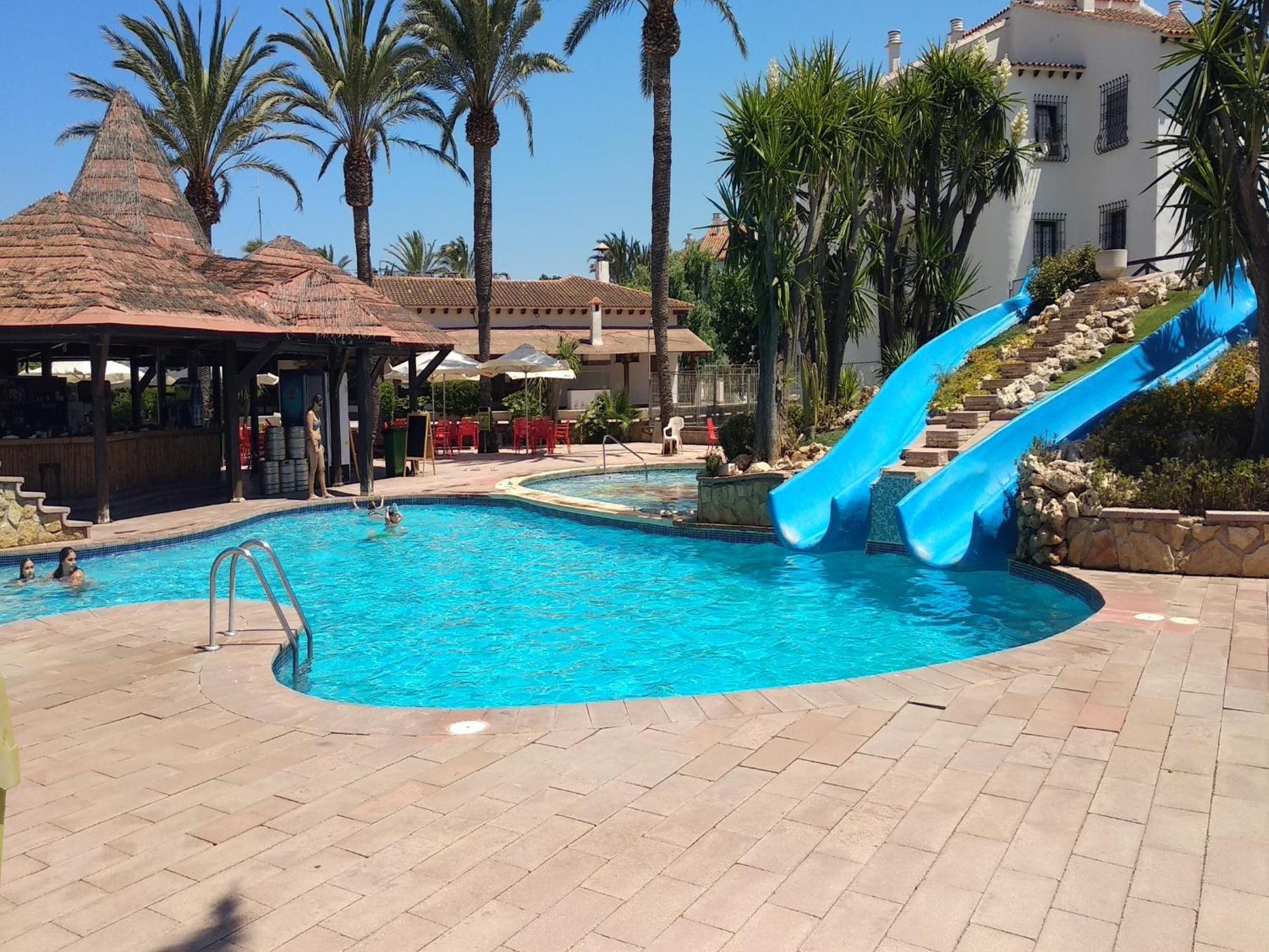 Apartamento Con Gran Terraza. Wifi Gratis Denia Kültér fotó
